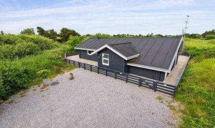 'Spurv' - 1.8km from the sea 7