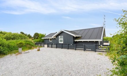 'Spurv' - 1.8km from the sea 3