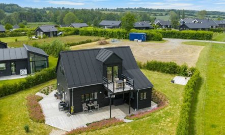 'Aliana' - 300m from the sea 2