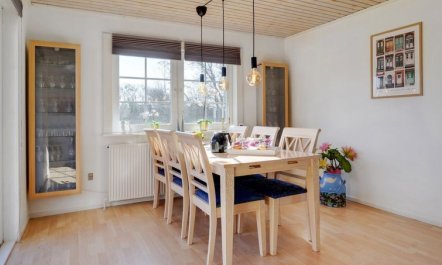 'Harrieth' - 16km from the sea 3