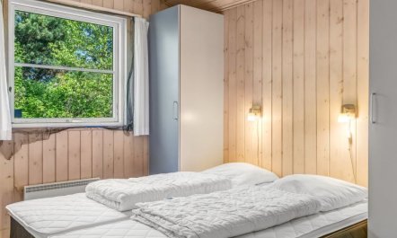 'Guthmund' - 1km from the sea 6