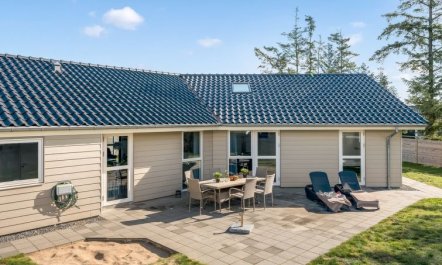 'Elektra' - 450m from the sea 5