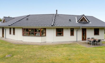 'Amundi' - 3.8km from the sea 6