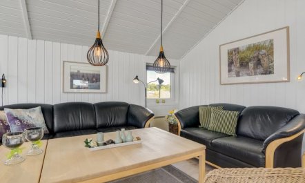 'Freek' - 400m from the sea 3