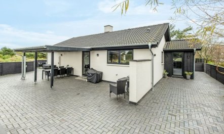 'Nona' - 1.1km from the sea 5