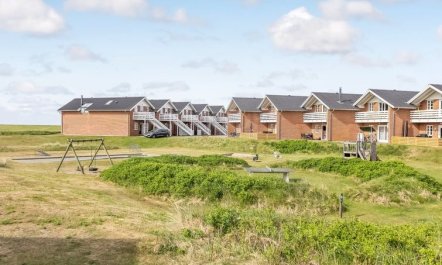 'Reinhold' - 1.9km from the sea 5