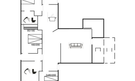 'Mart' - 1.6km from the sea 1