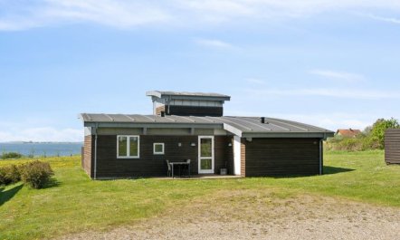 'Halvor' - 275m from the sea 4