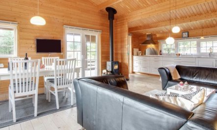 'Ulvi' - 300m to the fjord 5