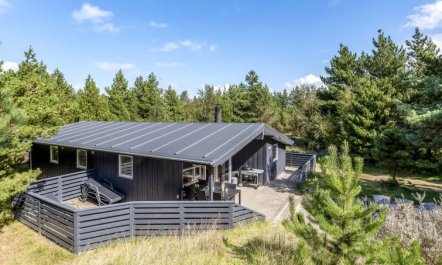 'Roald' - 2.2km from the sea 5