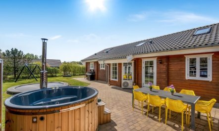 'Gunwald' - 1km to the fjord