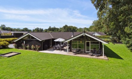 'Edin' - 150m from the sea 4