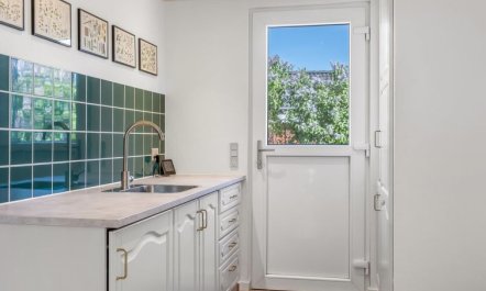 'Naya' - 500m from the sea 1