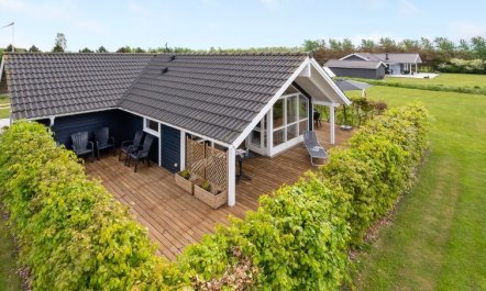 'Binna' - 1.2km to the fjord