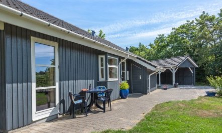 'Herlugh' - 1km to the fjord 1