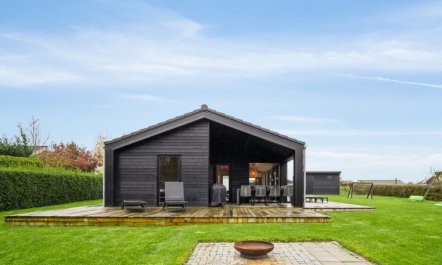 'Ehmi' - 750m from the sea 2