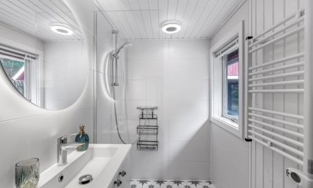 'Knud' - 2.5km from the sea 1