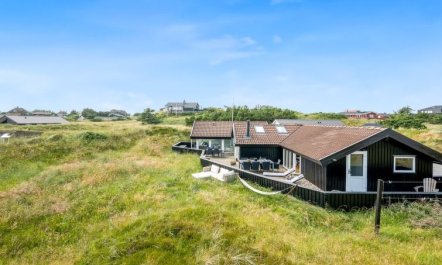 'Emin' - 700m from the sea 4