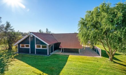 'Thit' - 1.2km to the fjord 1