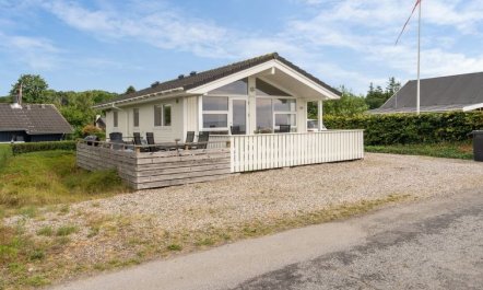 'Liutulf' - 40m from the sea 6