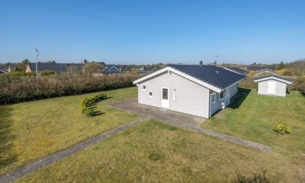 'Ellis' - 700m to the fjord 2