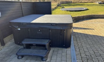 'Clea' - 200m from the sea 2