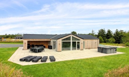 'Makedon' - 4.5km from the sea