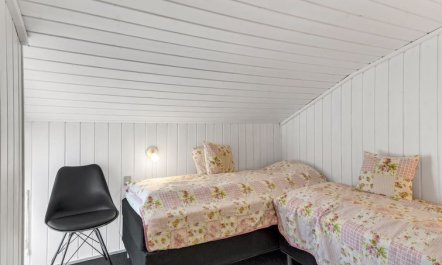 'Janita' - 800m from the sea 4