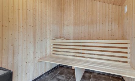 'Janita' - 800m from the sea 2