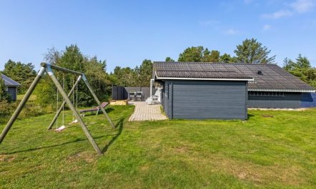 'Sanelma' - 900m from the sea 3