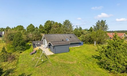 'Sanelma' - 900m from the sea 1