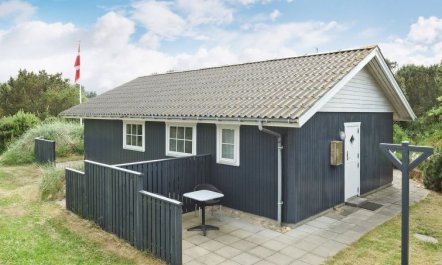 'Dines' - 1km from the sea 2