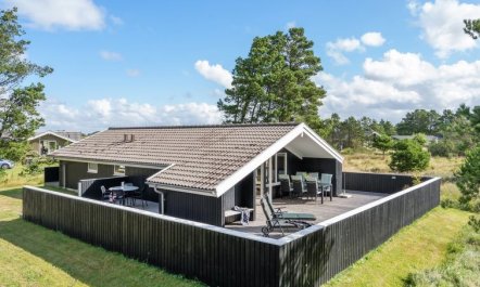 'Albrecht' - 1.8km from the sea