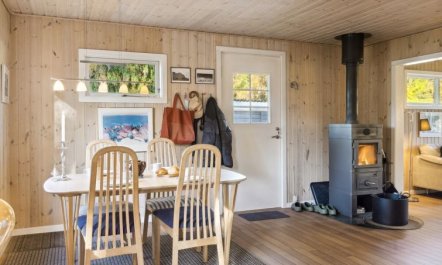 'Laurentius' - 625m from the sea 1