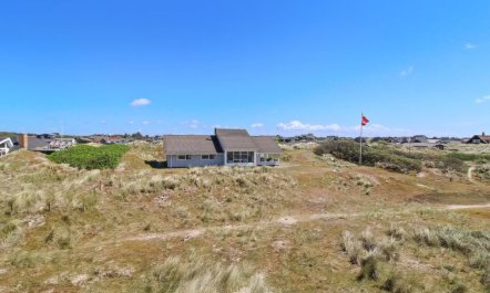 'Wikar' - 50m from the sea 3