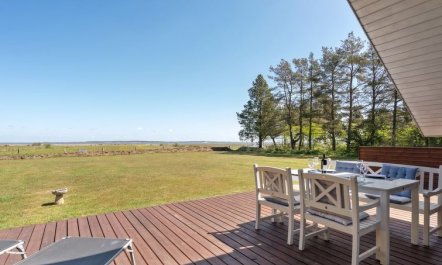 'Saila' - 500m to the fjord 6