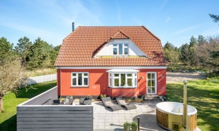 'Thorlak' - 1km from the sea 4