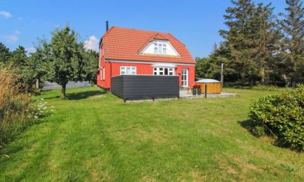 'Thorlak' - 1km from the sea 3