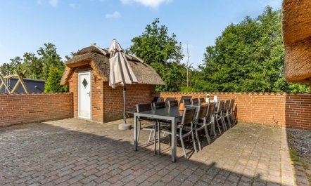 'Tara' - 900m from the sea 6