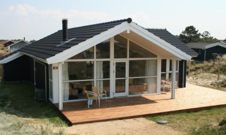 'Fransiske' - 800m from the sea