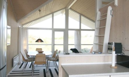 'Fransiske' - 800m from the sea 2