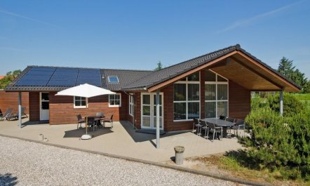 'Elli' - 700m from the sea