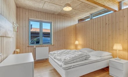 'Øthulf' - 200m from the sea 5