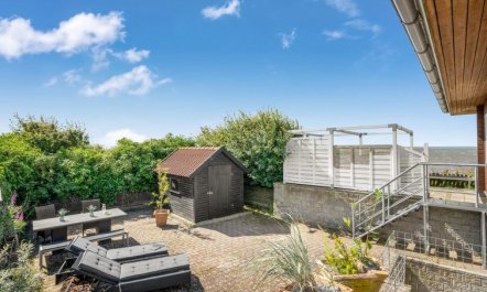 'Evamaria' - 10m from the sea 7