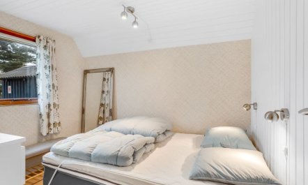 'Fredger' - 450m from the sea 7