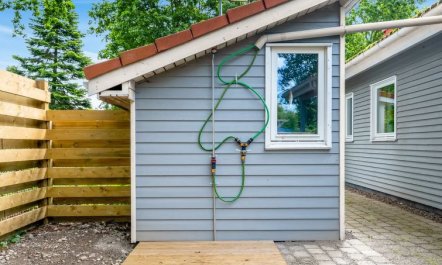 'Gravers' - 100m from the sea 4