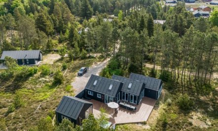 'Elke' - 3.5km from the sea