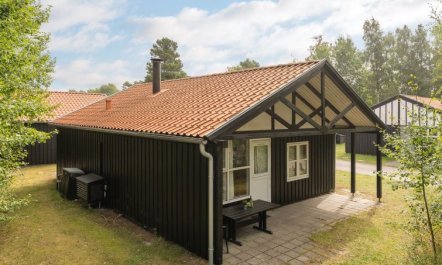 'Bennek' - 200m from the sea