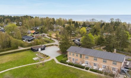 'Samson' - 100m from the sea