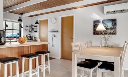 'Berner' - 30km from the sea 6